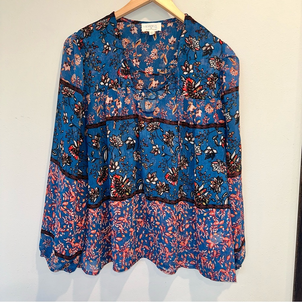 Everly For Francesca’s Boho Floral Lace Up Peasant Quarter Sleeve Sheer Blouse